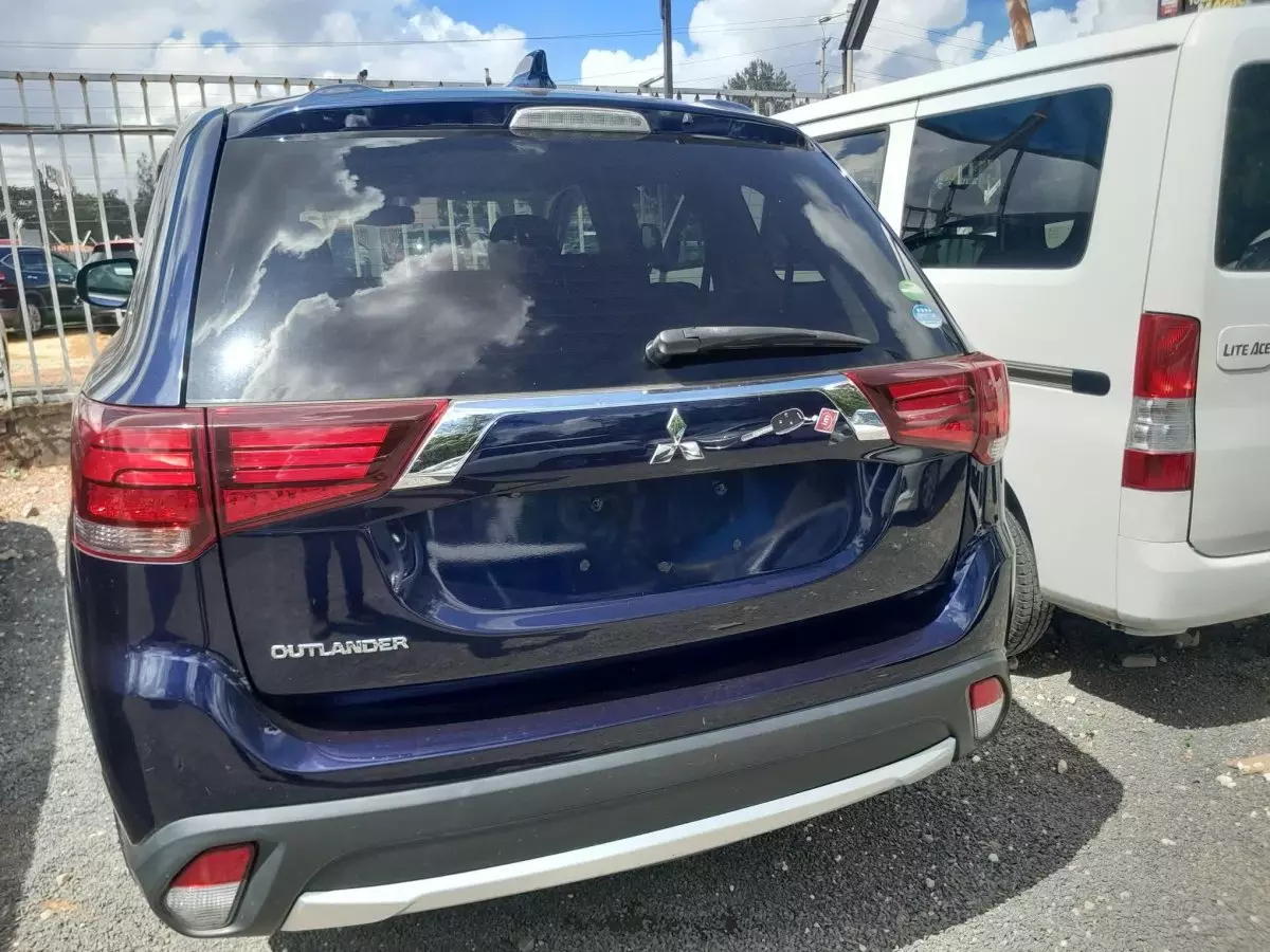 car Back