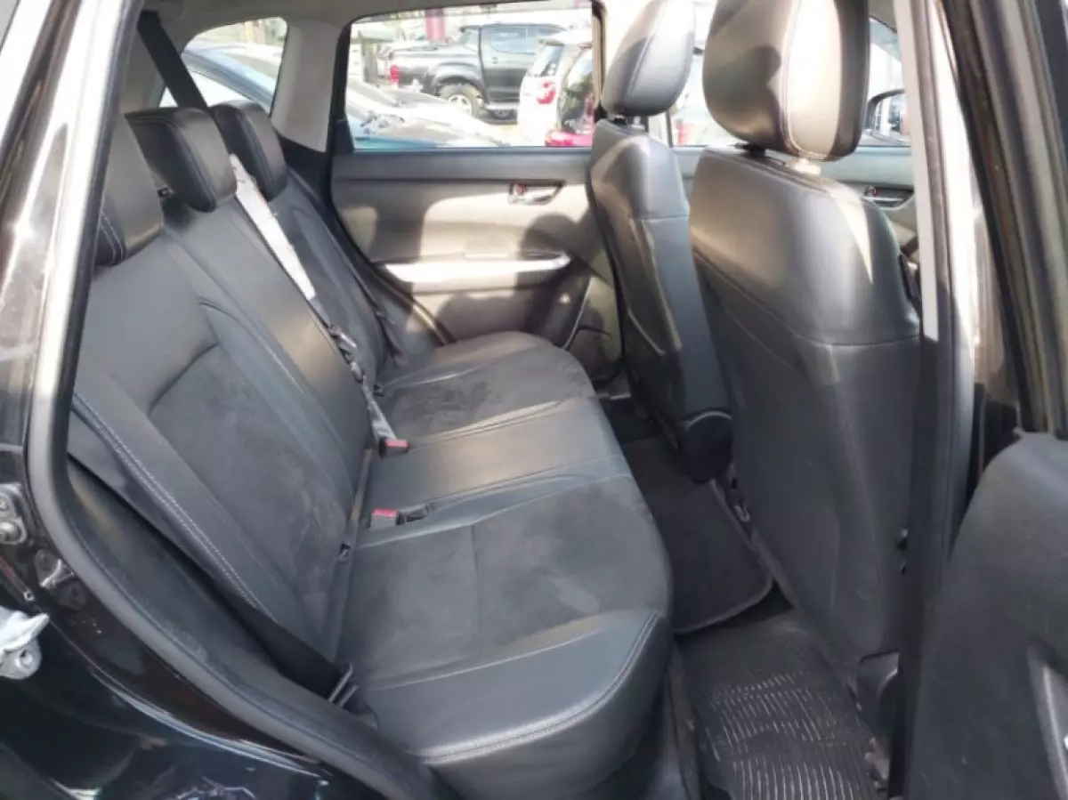 interiorBack