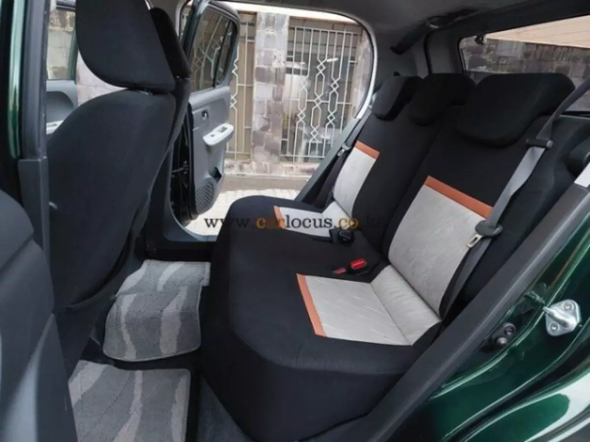 interiorBack