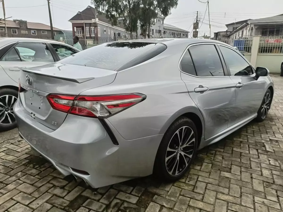 car Back