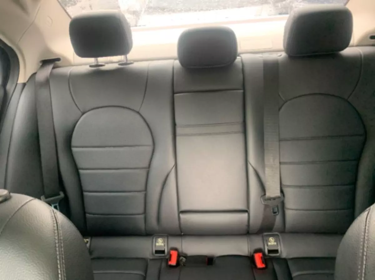 interiorBack