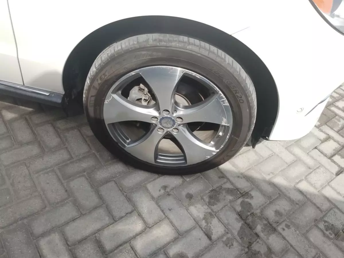 tyre0