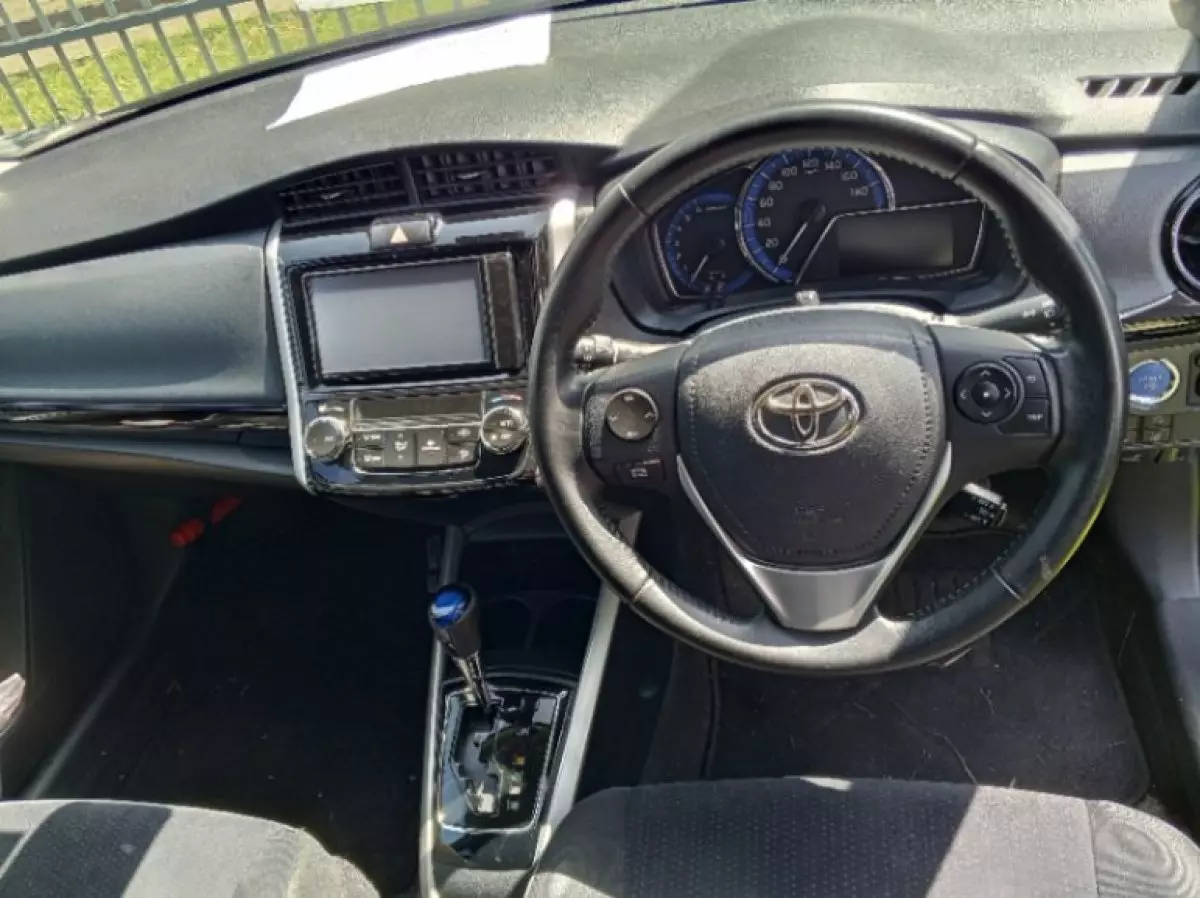 interiorFront