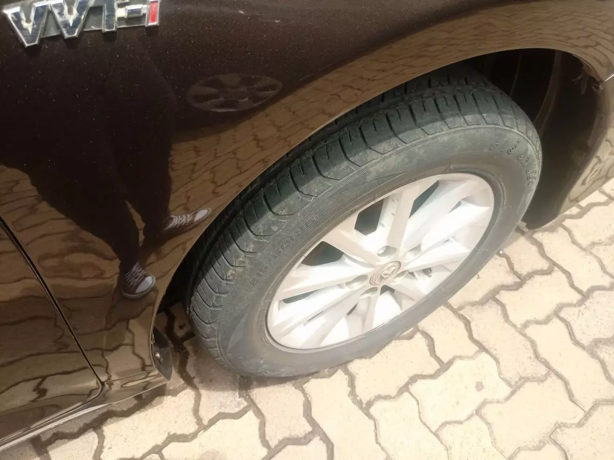 tyre2