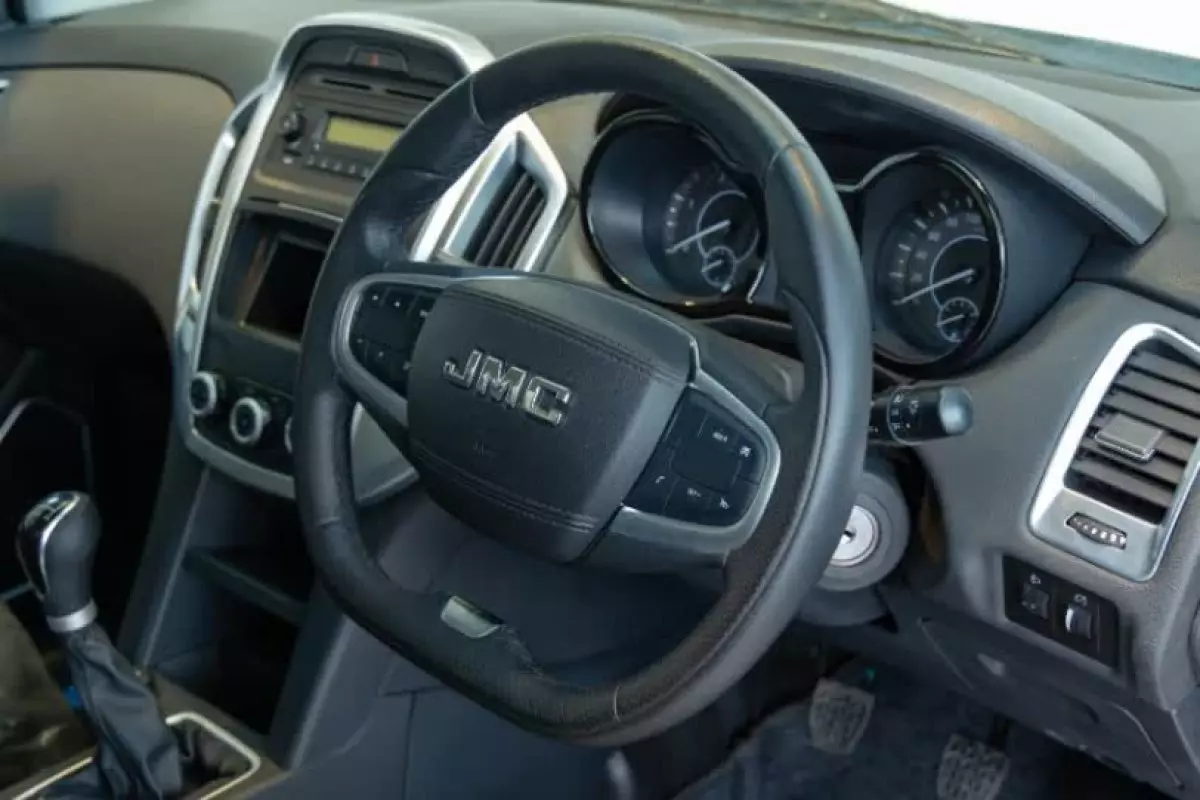 interiorFront