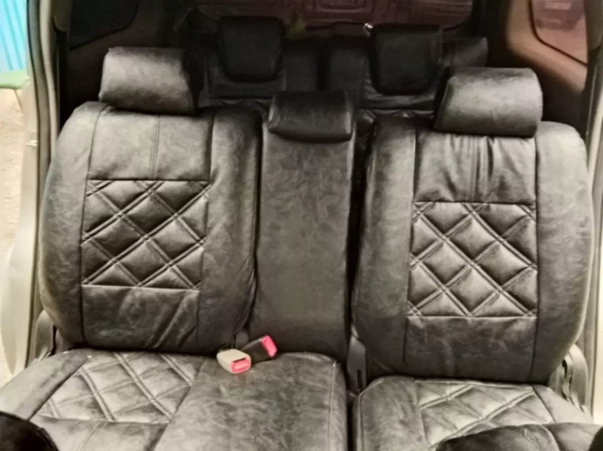 interiorBack