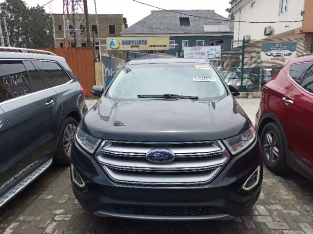 Ford Edge - 2015