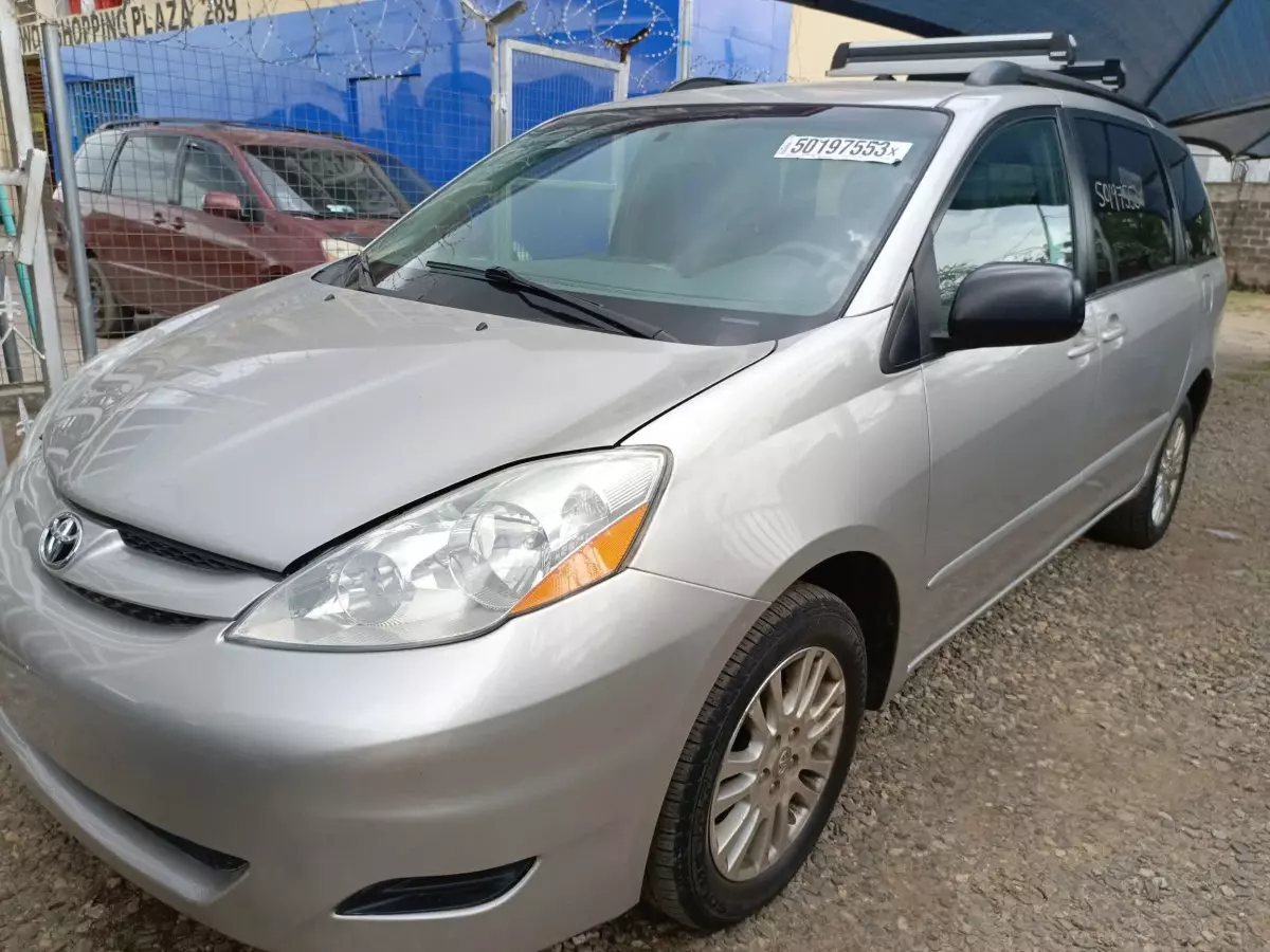 car Right Front
