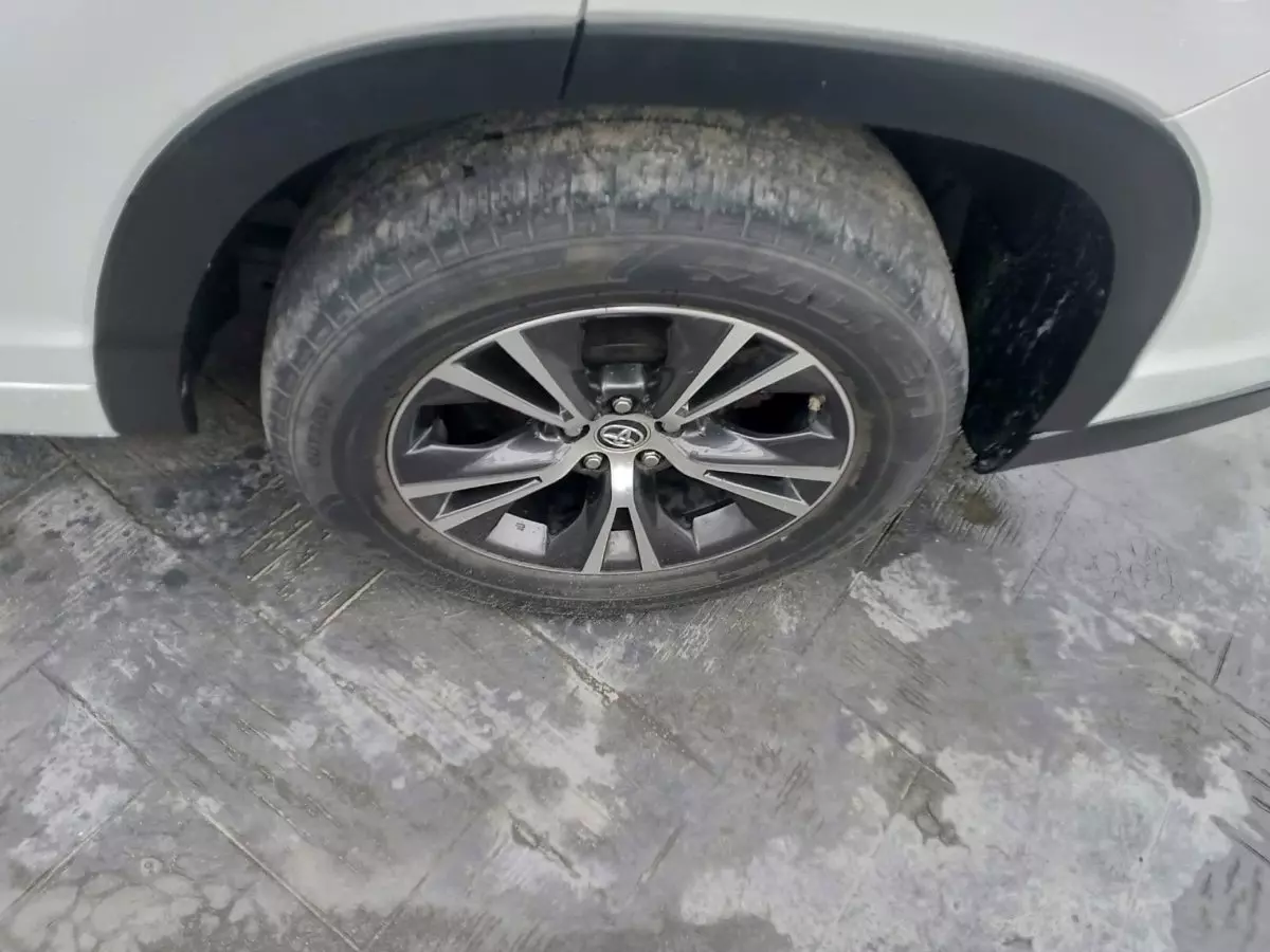 tyre1