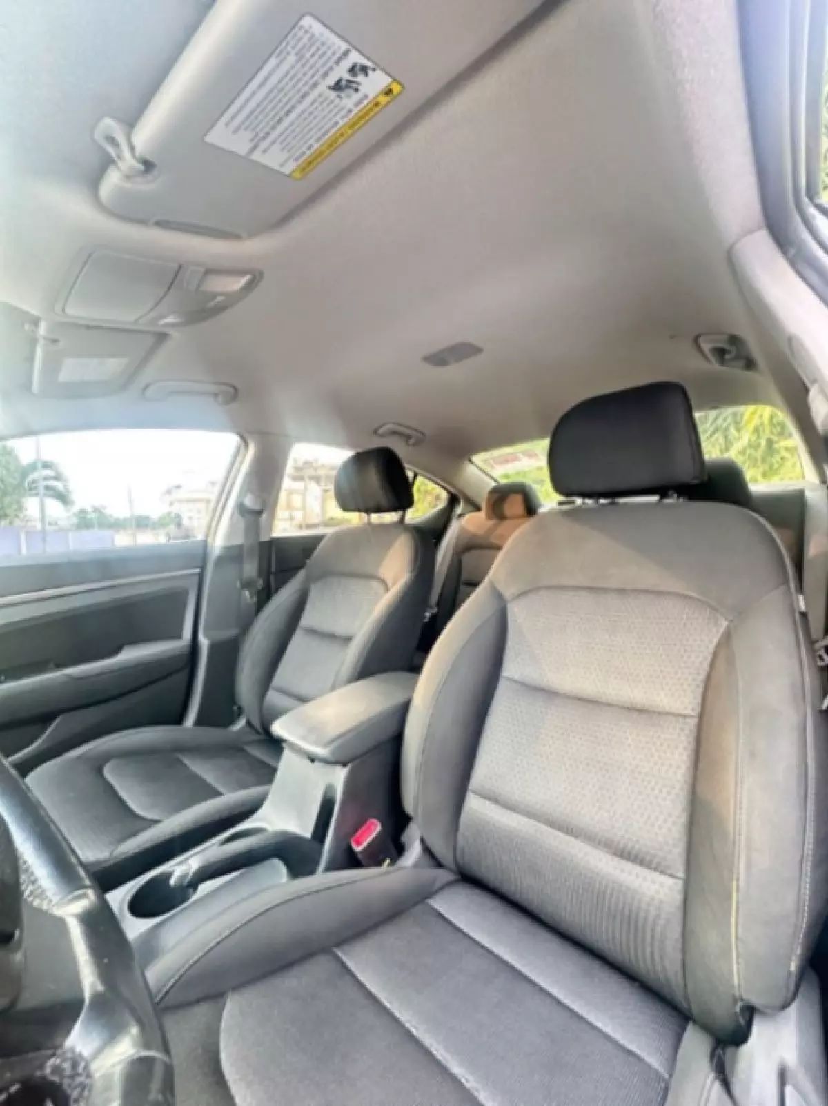 interiorBack