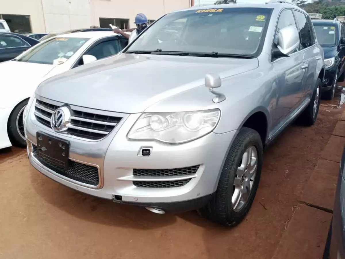 car Left Front