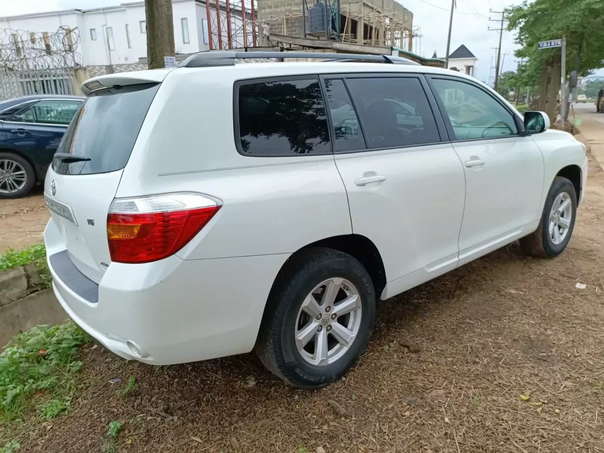 car Right Back