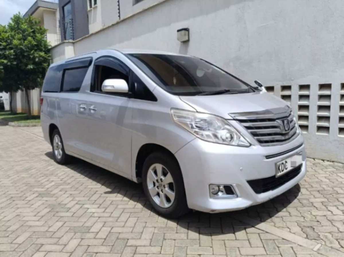 Toyota Alphard - 2014