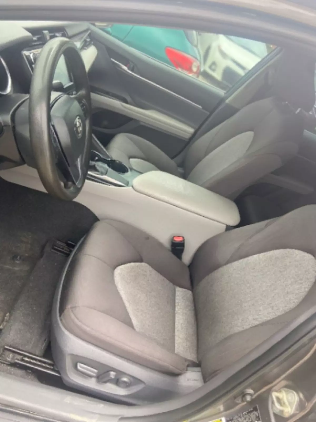 interiorFront