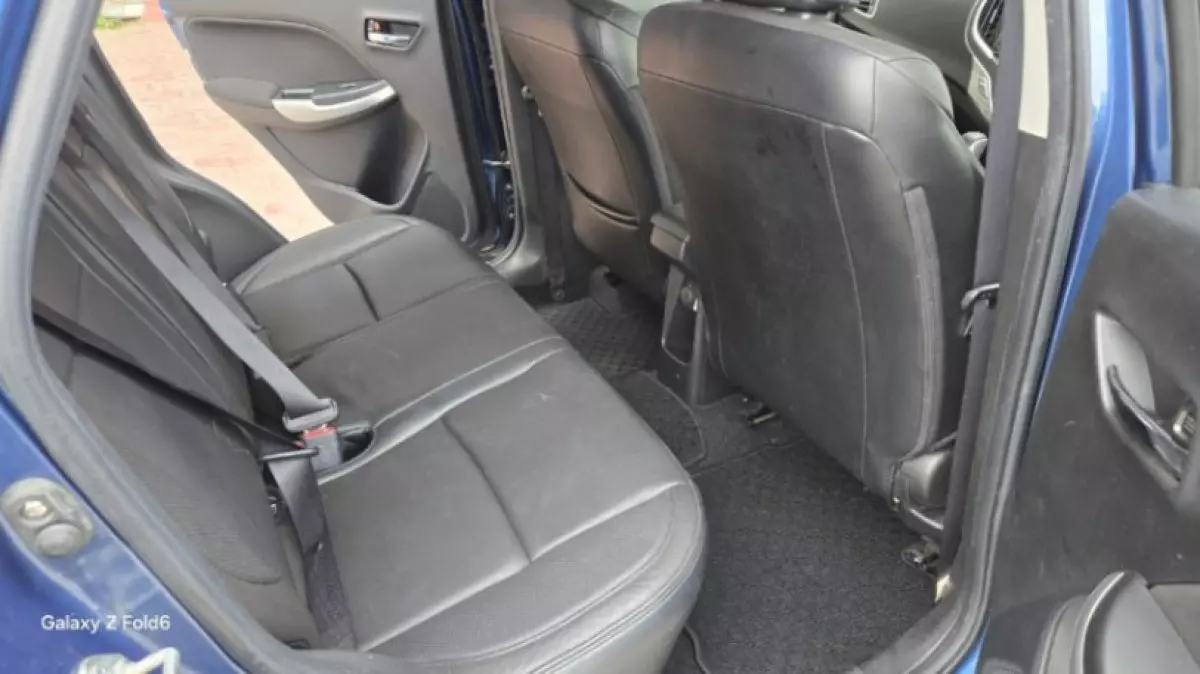interiorBack