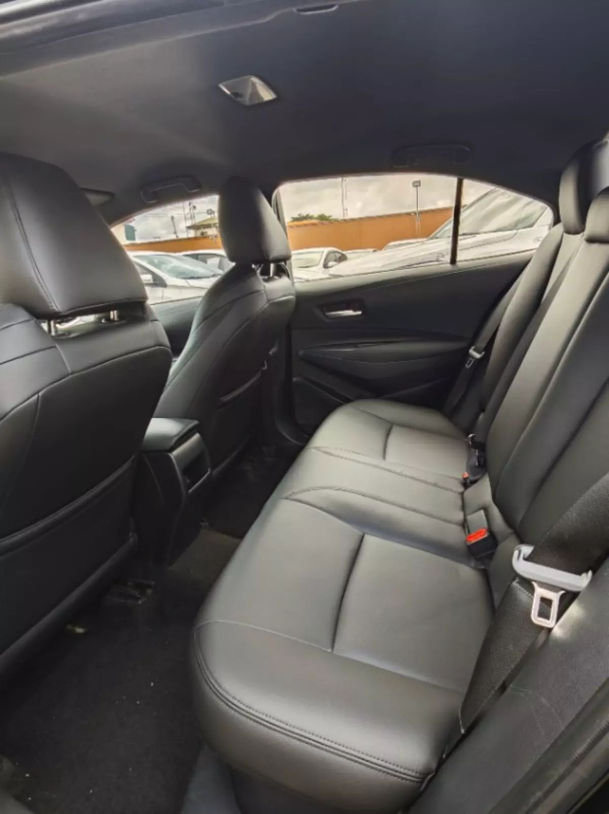 interiorBack