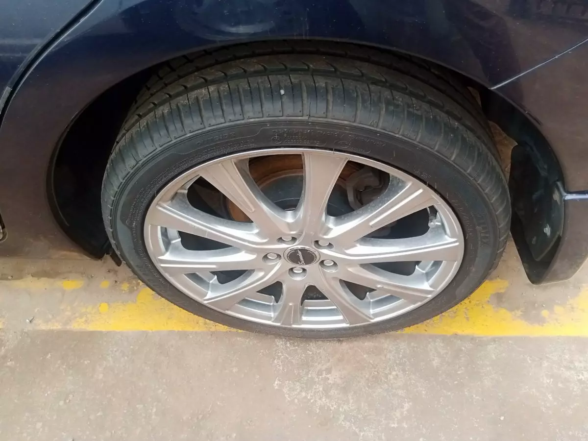 tyre1