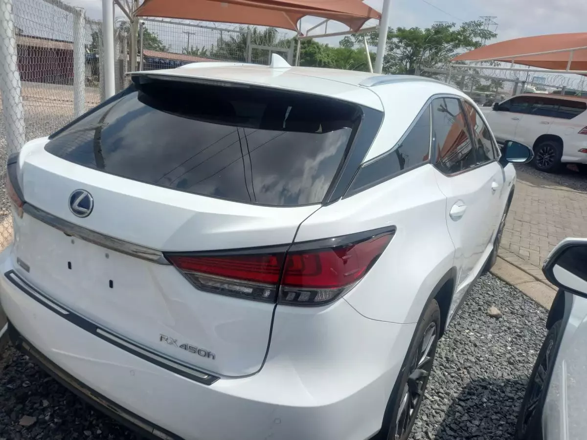 car Right Back