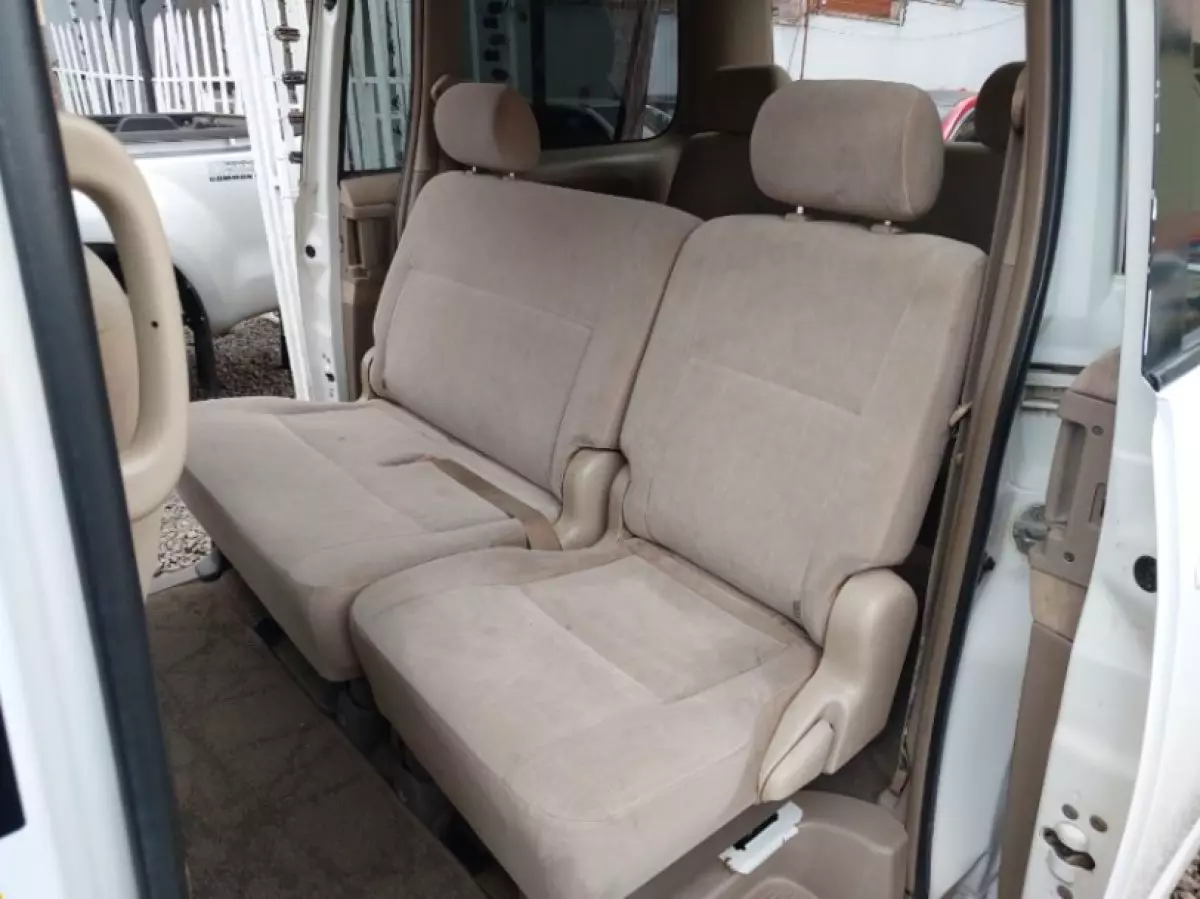 interiorBack