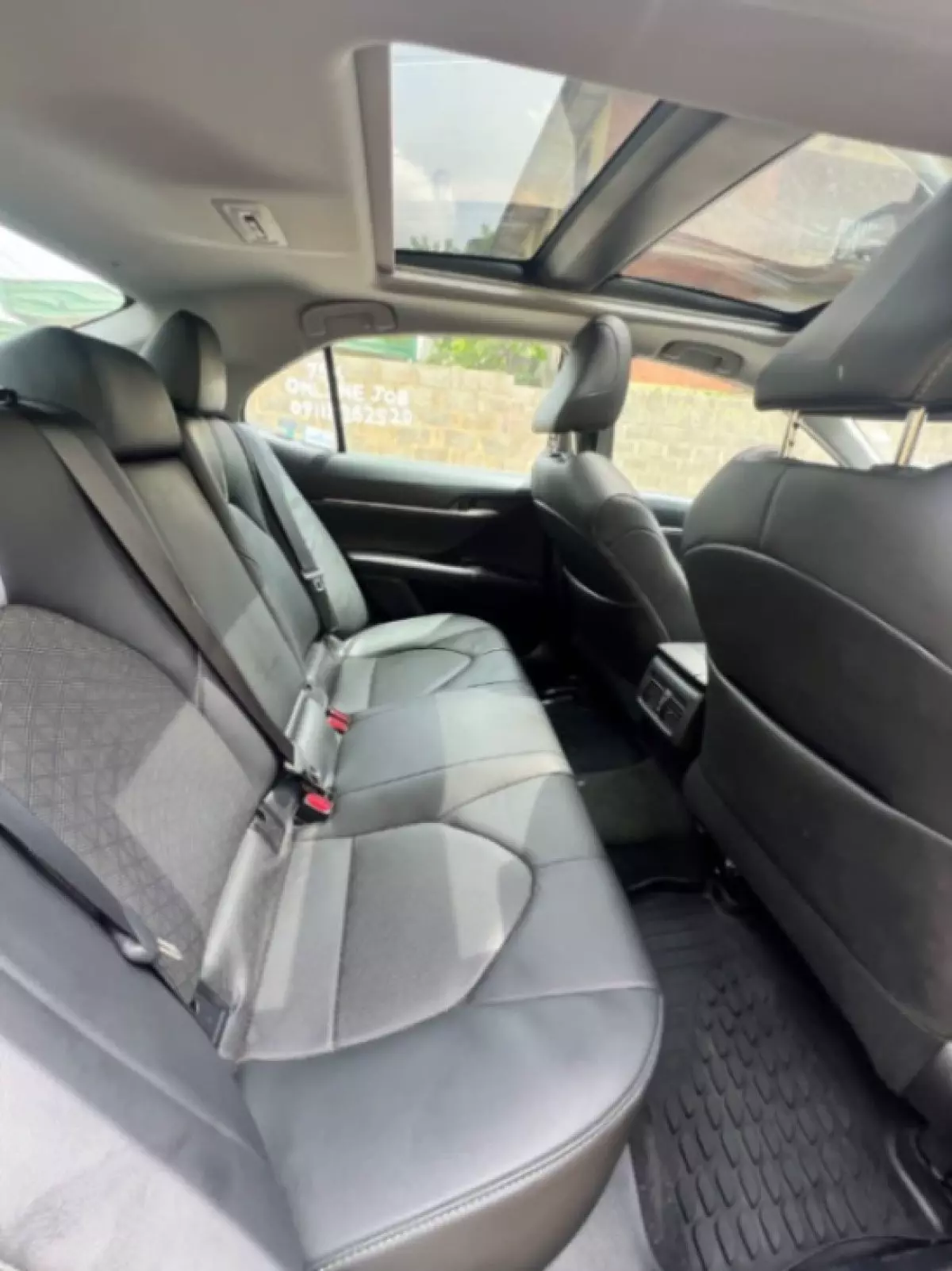 interiorBack