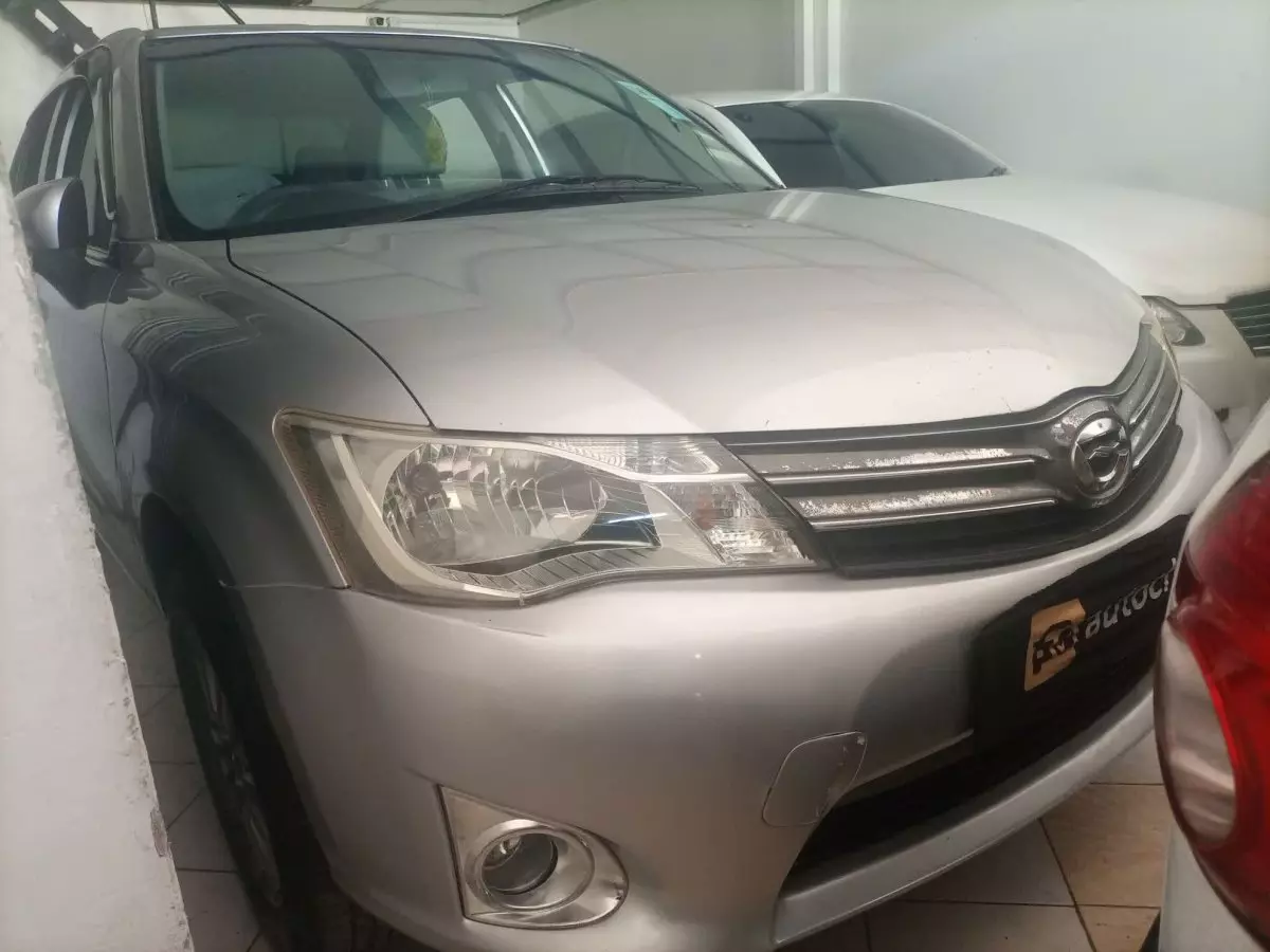 Toyota Axio  - 2013