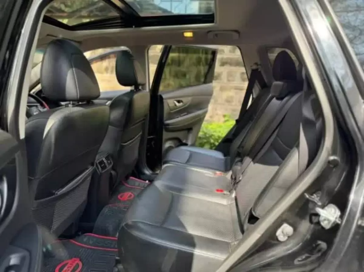 interiorBack
