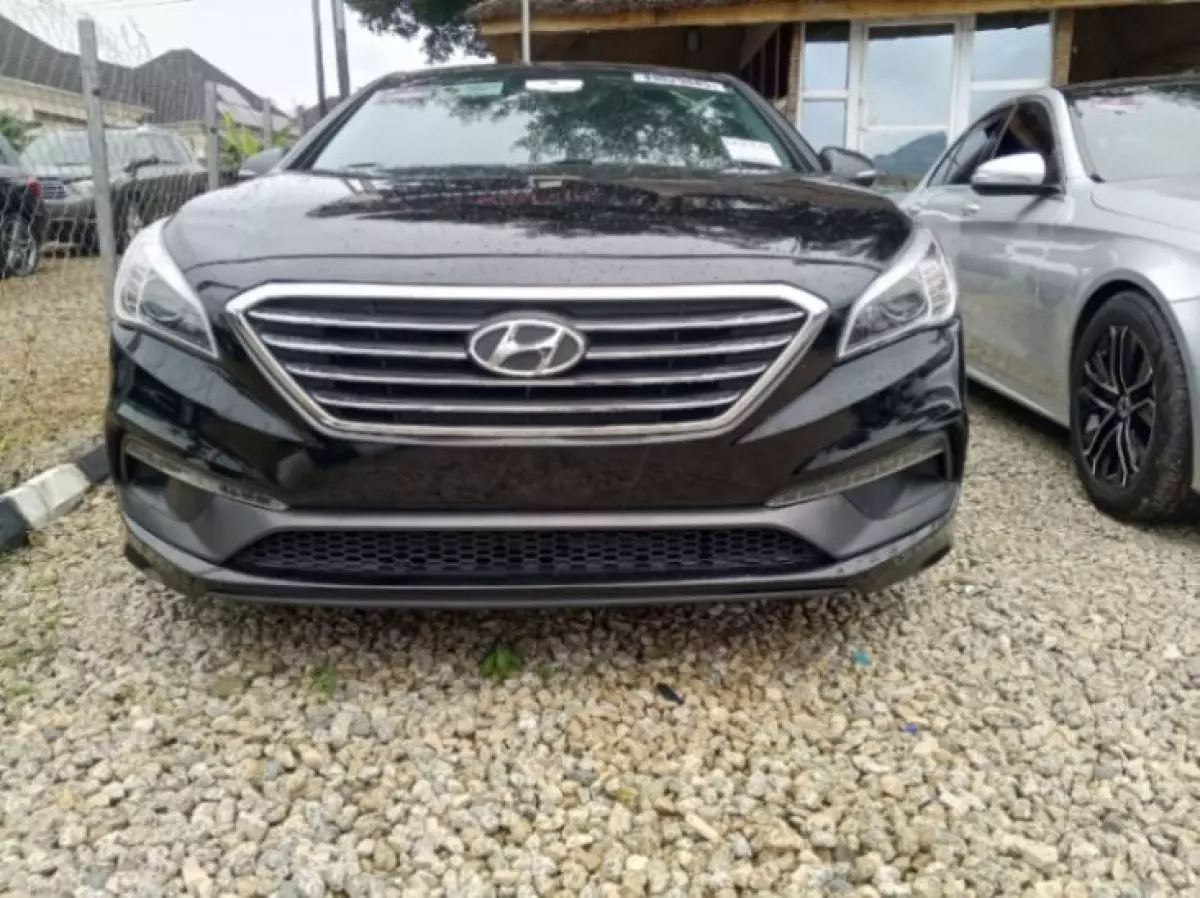 Hyundai Sonata - 2015