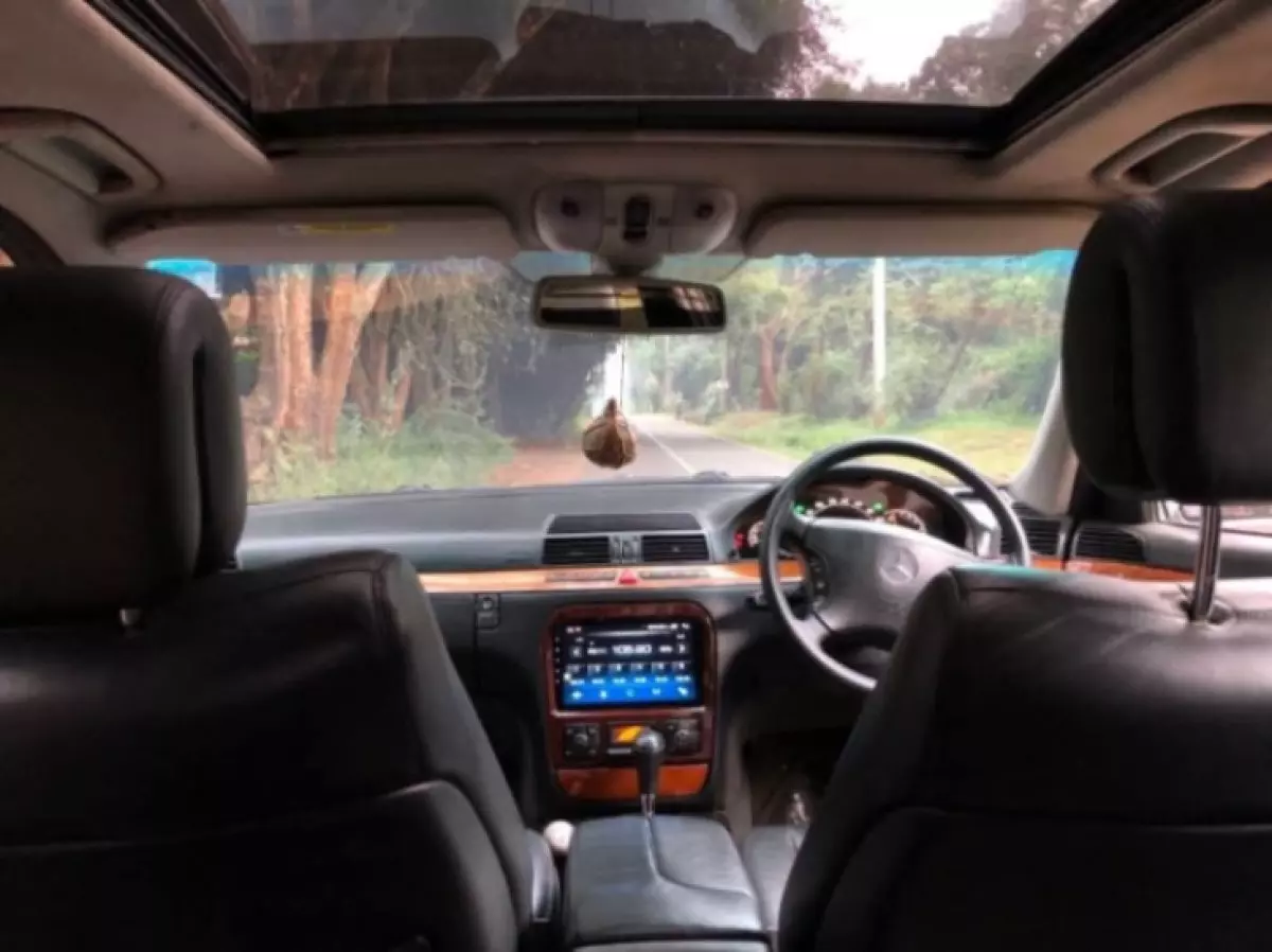 interiorFront