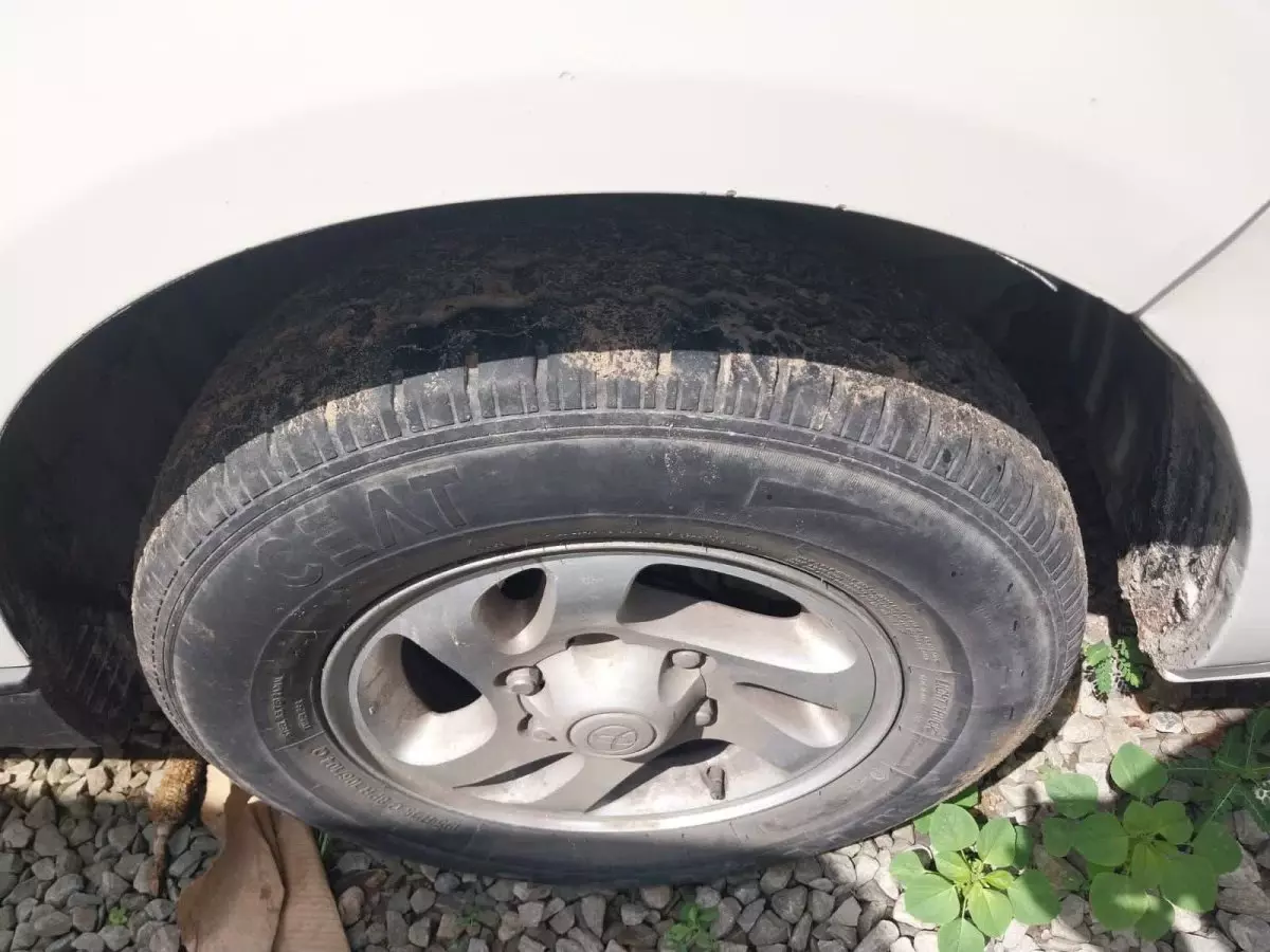 tyre2