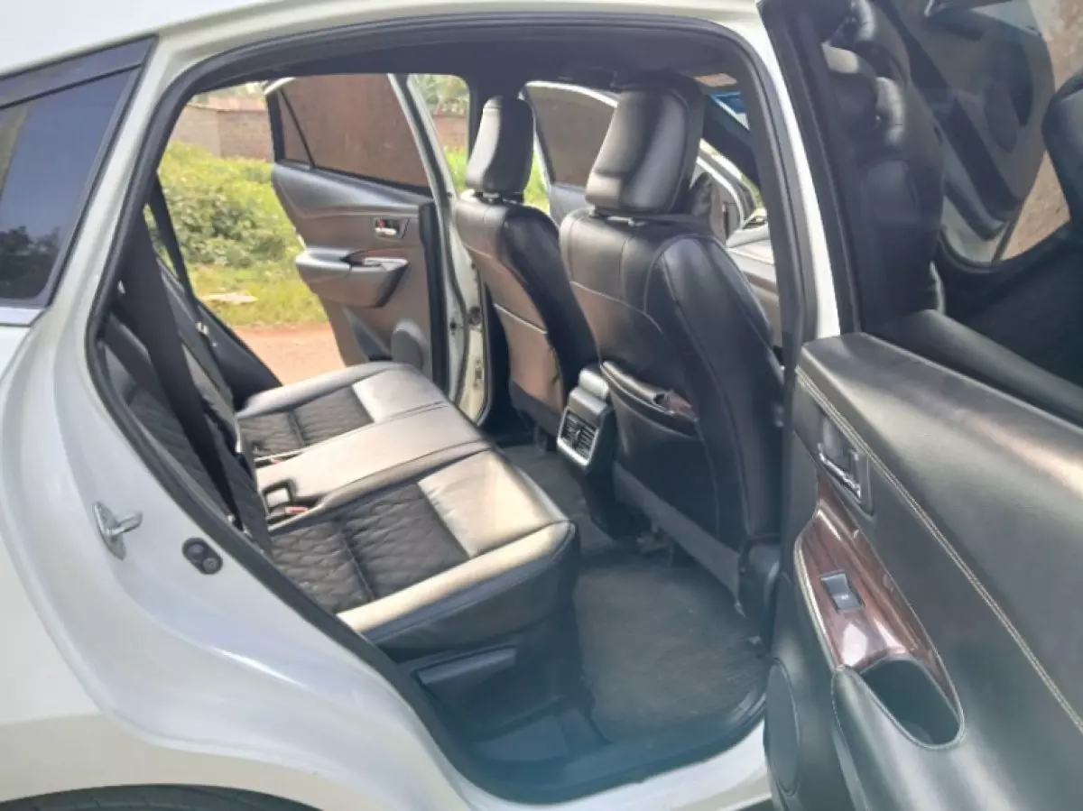 interiorBack