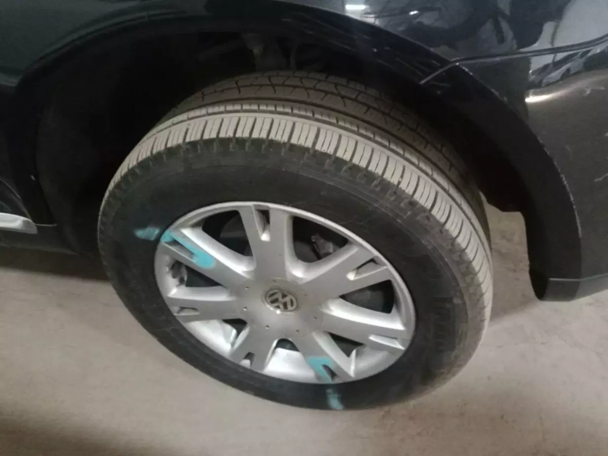 tyre0