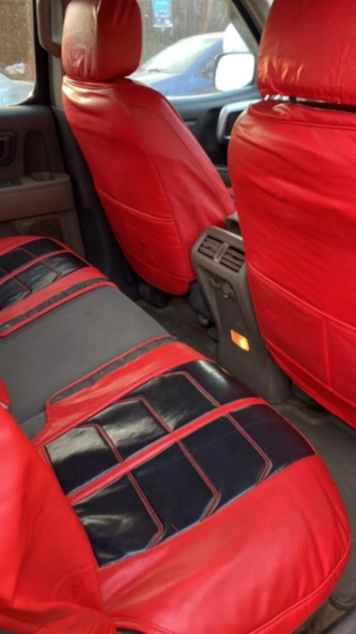 interiorBack