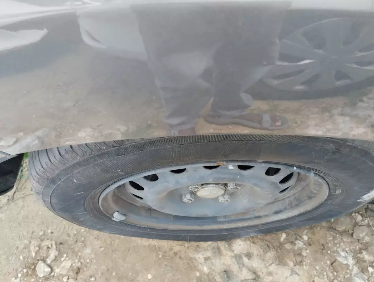 tyre2