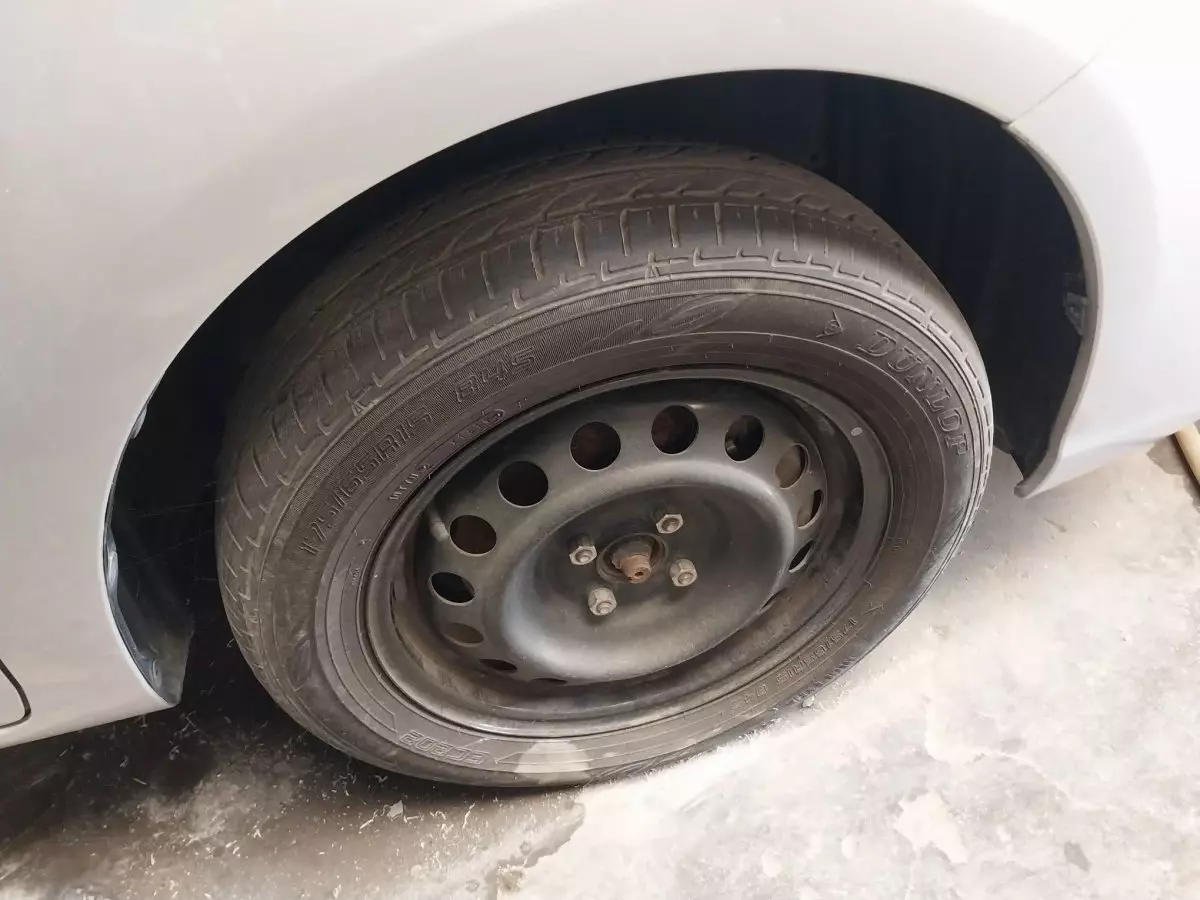tyre2