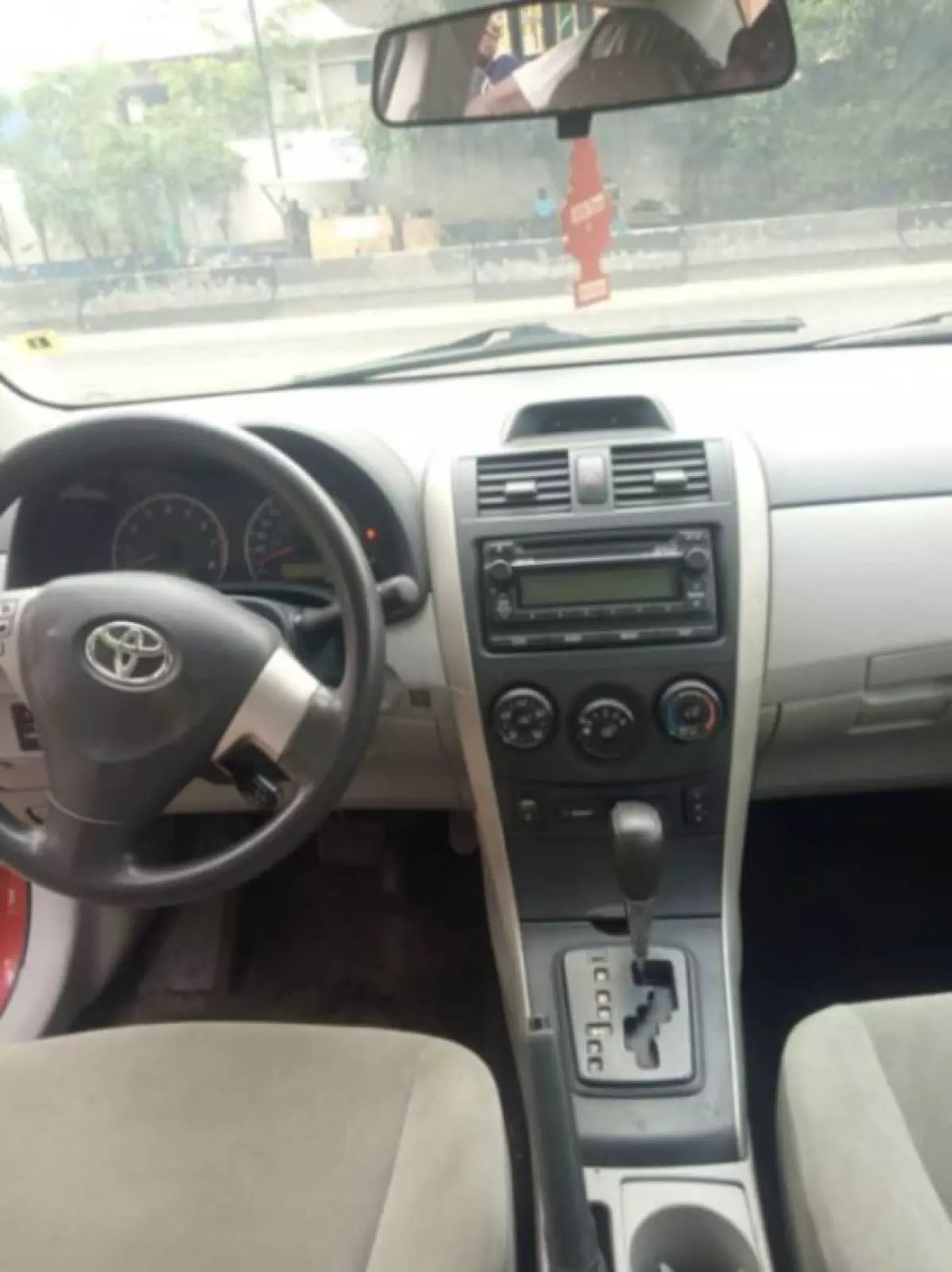interiorFront