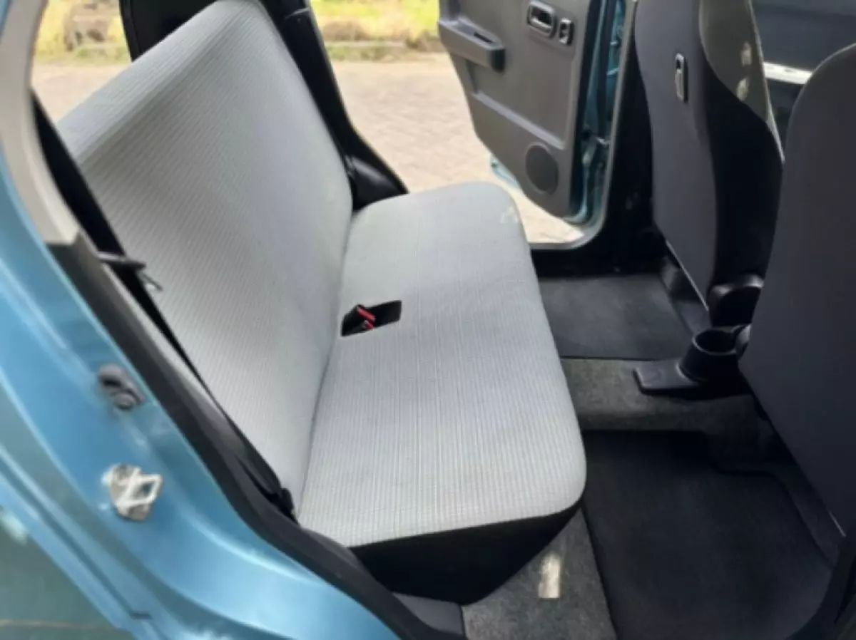 interiorBack