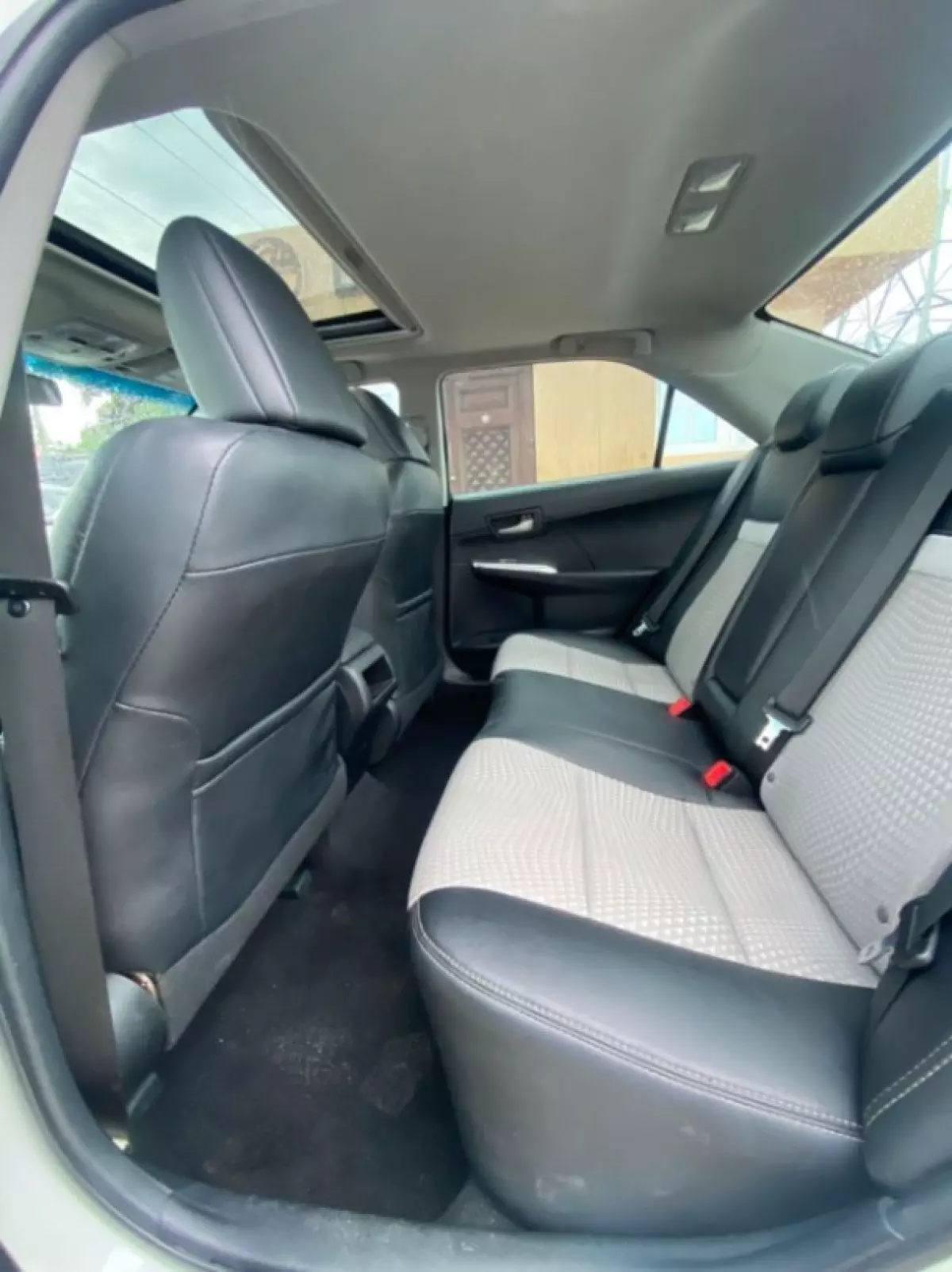 interiorBack