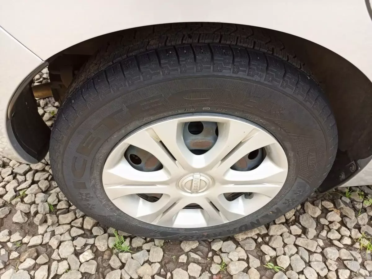 tyre1