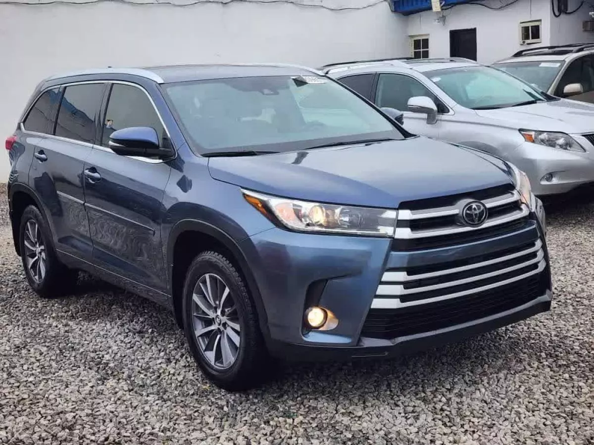 Toyota Highlander - 2017