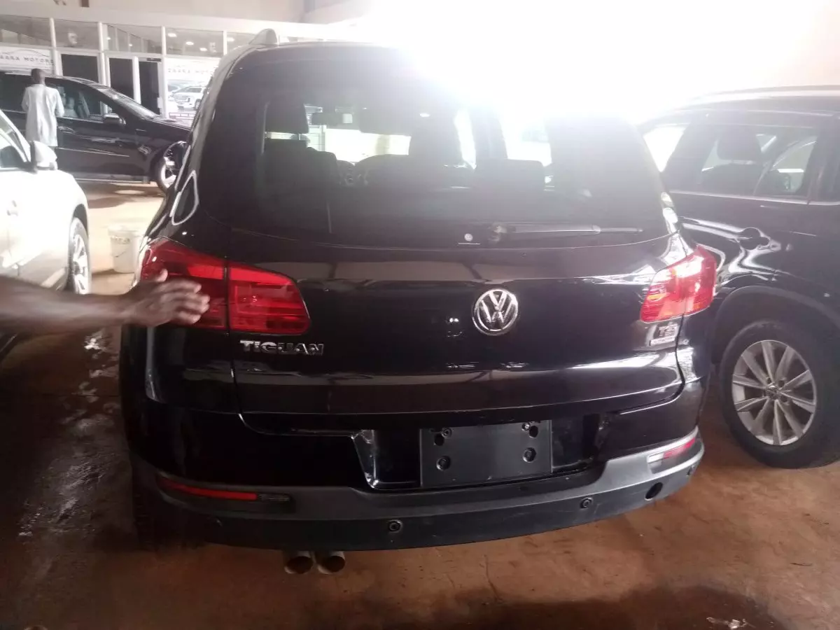 car Back
