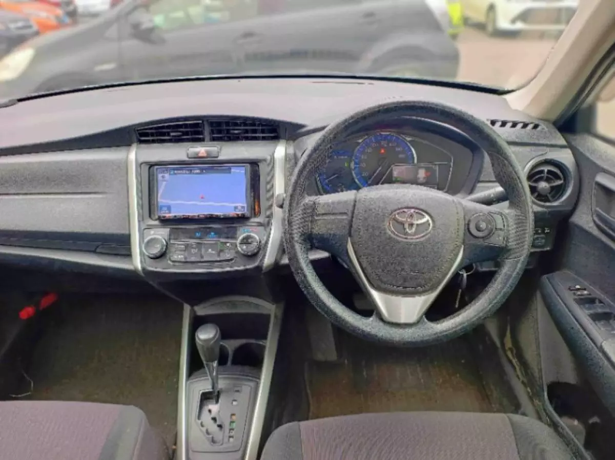 interiorFront