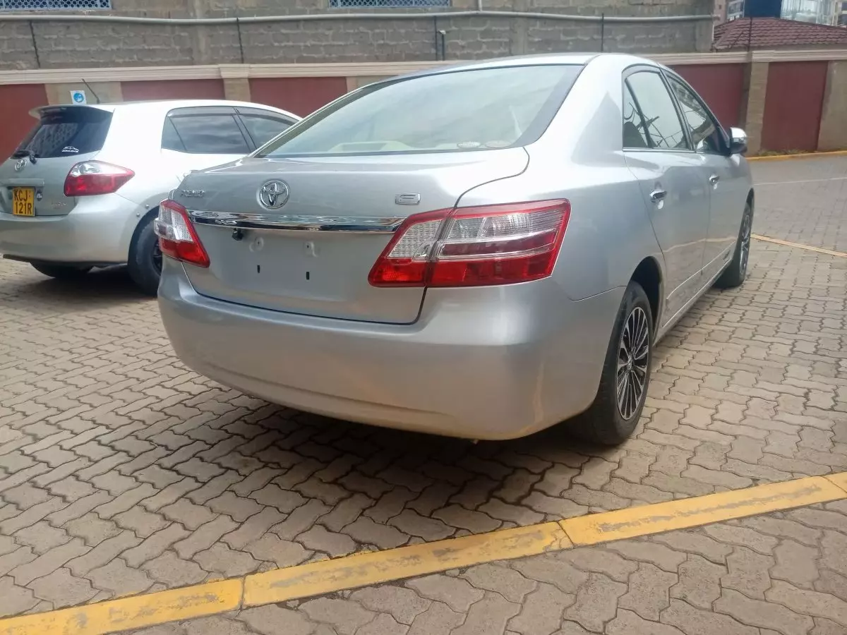 car Right Back