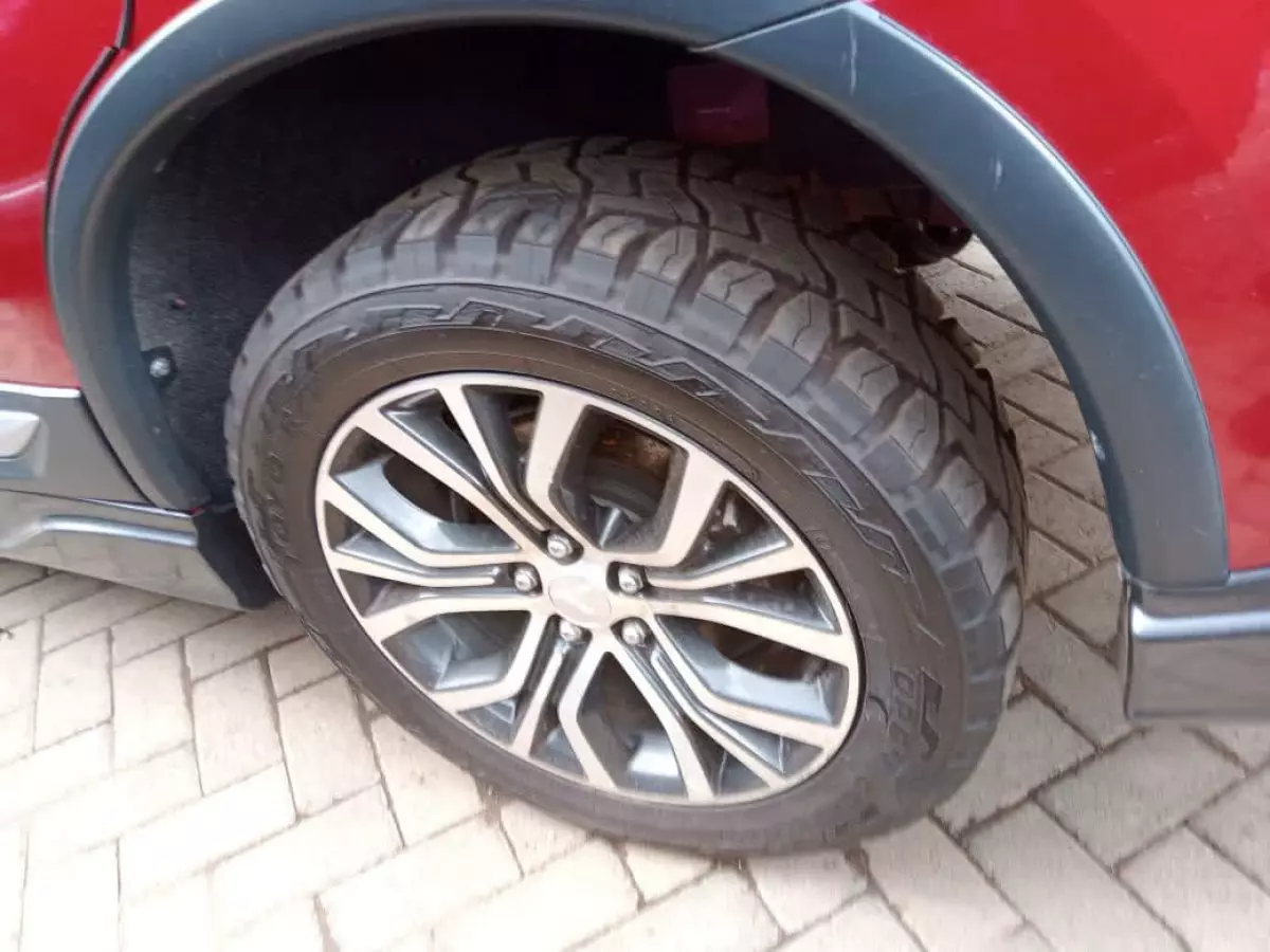 tyre2