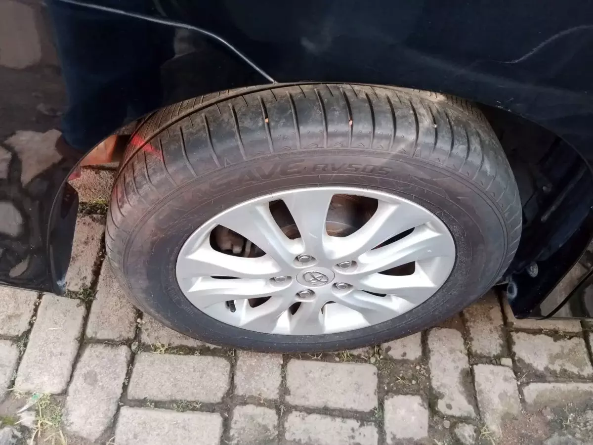 tyre2