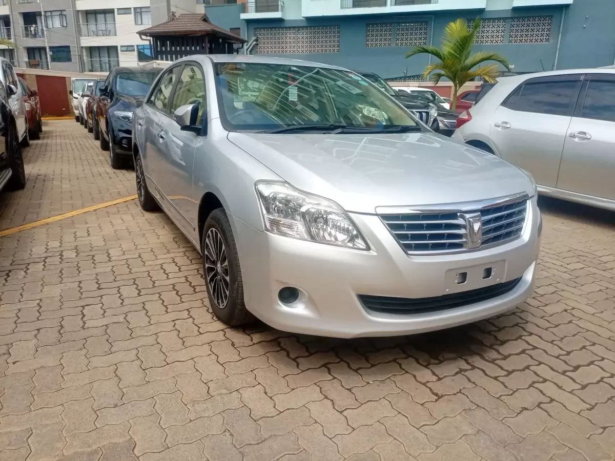 Toyota Premio  - 2015