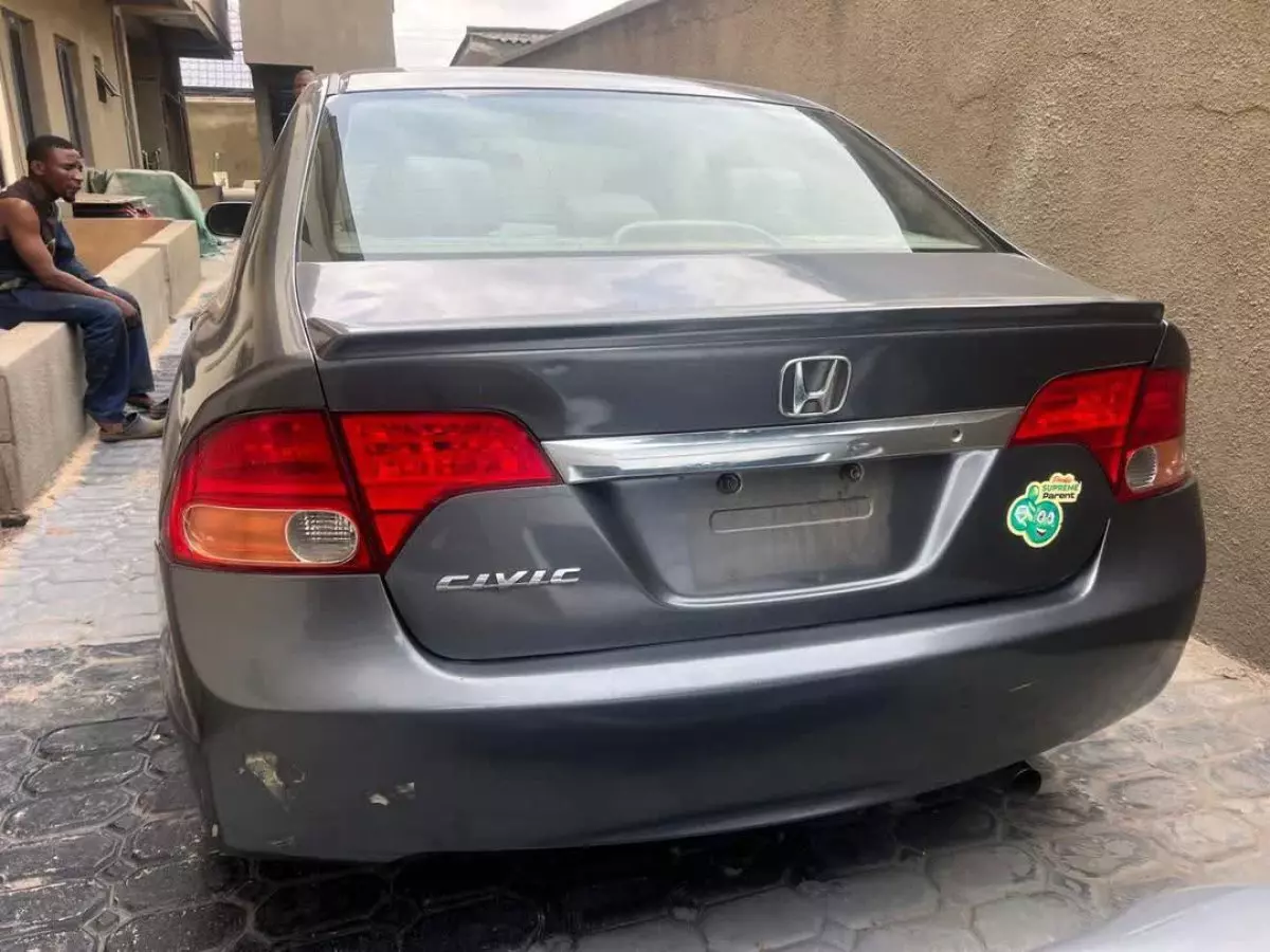 car Back
