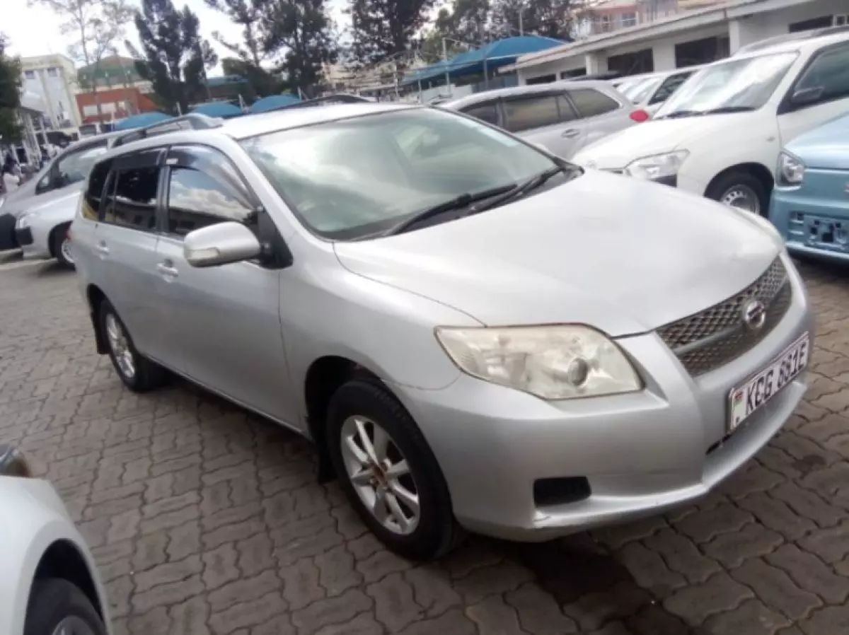 Toyota Fielder  - 2009