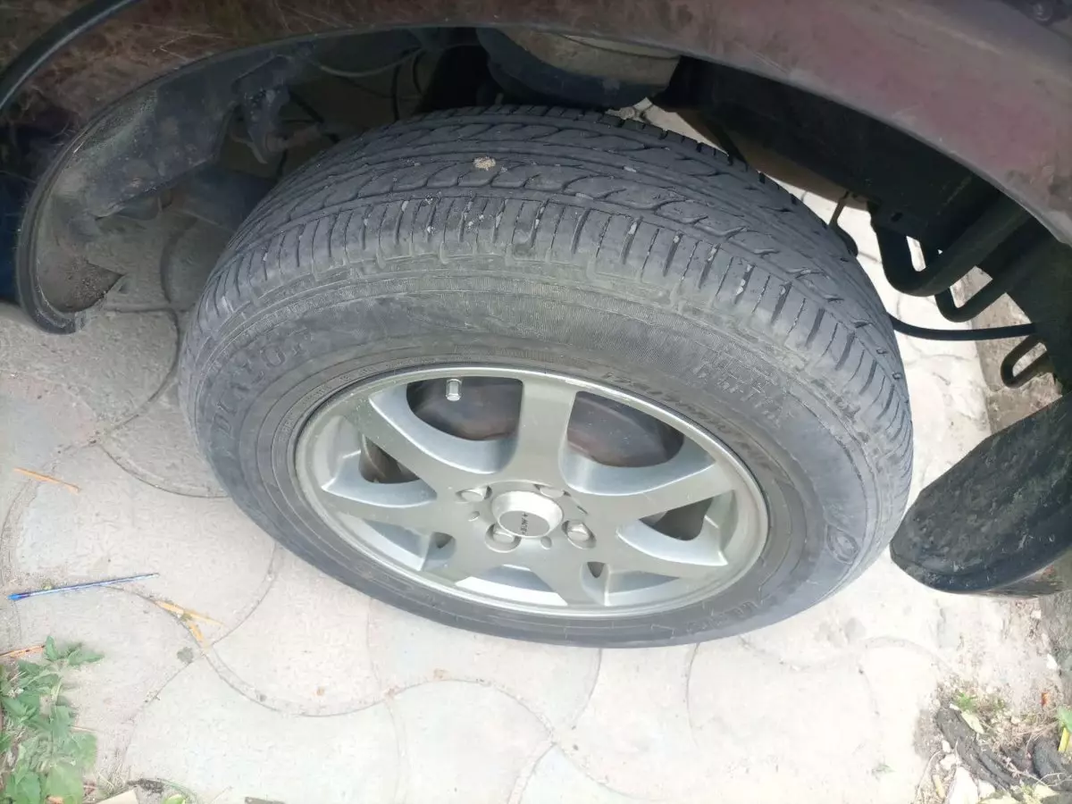 tyre2