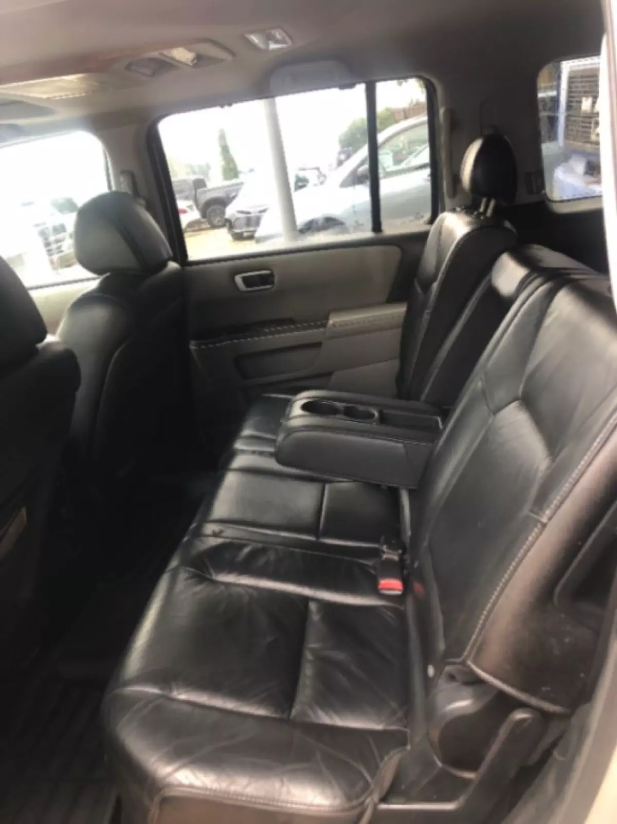 interiorBack