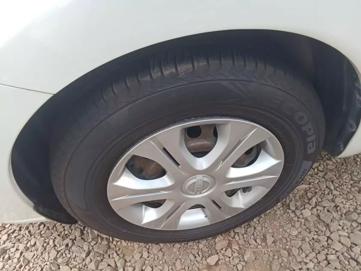 tyre2